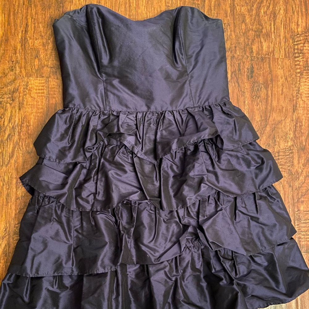 Cocktail dress with ruffles